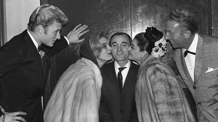 Johnny Hallyday, Melina Mercouri, Charles Aznavour, la danseuse La Chunga et Charles Trenet en 1971
