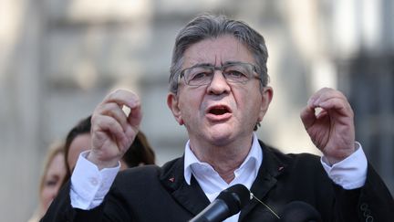 Jean-Luc Mélenchon, chef de file de La France insoumise, à Paris, le 1er mai 2022. (Thomas COEX / AFP)