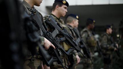 La France prévoit de consacrer 295 milliards d'euros à ses armées entre 2019 et 2022, annonce le ministère des Armées, mercredi 7 février 2018. (MAXPPP)