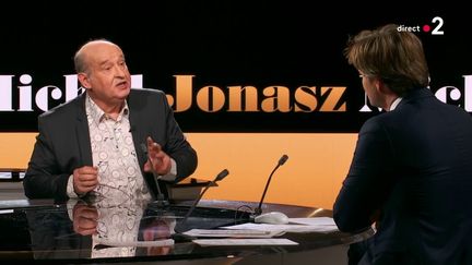 VIDEO. Antisémitisme : "Heureusement que ma mère n'est plus là pour voir ça", affirme Michel Jonasz à "20h30 le dimanche"