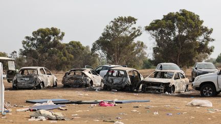 Les conséquences de l'attaque du festival de musique attaqué par le Hamas, dans le sud d'Israël, le 8 octobre. (JACK GUEZ / AFP)