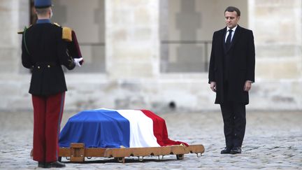 Mort de Daniel Cordier : "une génération s'éteint," souligne l'historien Henri Weill