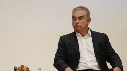 L'ancien patron de Renault Carlos Ghosn dans une université lors d'une conférence de presse au Liban, le 29 septembre. (ANWAR AMRO / AFP)