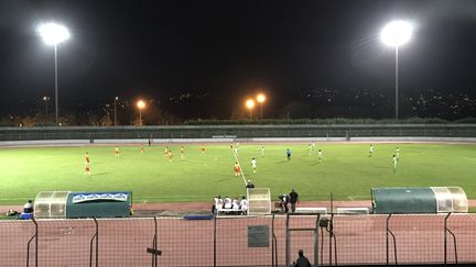 Les footballeurs de Martinique de nouveau sur le terrain comme ici au Stade Georges-Gratiant du Lamentin, le 7 février 2020. (JÉRÔME VAL / FRANCE-INTER)