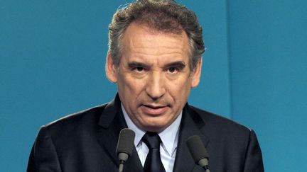 Le pr&eacute;sident du MoDem, Fran&ccedil;ois Bayrou,&nbsp;a annonc&eacute; le 3 mai qu'il voterait &agrave; titre personnel pour Fran&ccedil;ois Hollande. (FRANCOIS GUILLOT / AFP)