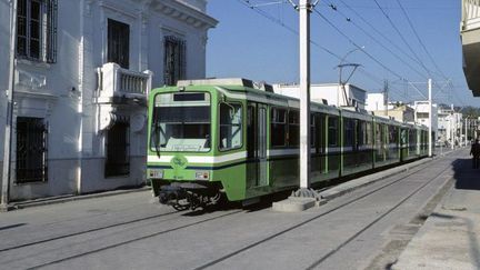 Le tram entre Tunis et La Marsa (TGM) (Nicolas Thibaut / Photononstop)