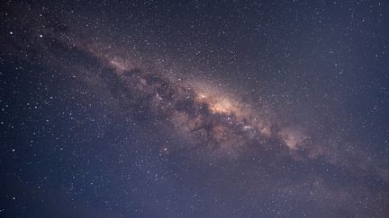 La Voie lactée dans le ciel de la Nouvelle-Zélande. (SARAWUT / MOMENT RF / GETTY IMAGES)