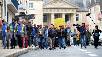 Des salariés de GM&amp;S, le 4 septembre 2017 devant le tribunal de commerce de Poitiers (Vienne). (GUILLAUME SOUVANT / AFP)