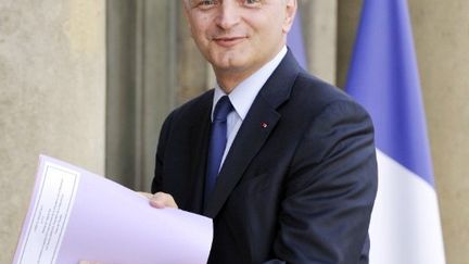 Didier Migaud à l'Elysée pour remettre le rapport 2010 sur les comptes et la gestion de la Présidence de la République (AFP PHOTO / ERIC FEFERBERG)