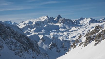 La montagne à Valfréjus (Savoie), où trois Néerlandais ont été emportés par une avalanche, le 7 mars 2017.&nbsp; (GILLES LANSARD / ONLY FRANCE / AFP)