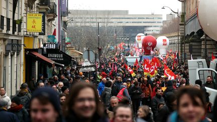 Lors de la manifestation de la fonction publique à Paris le 5 décembre 2024. (ALAIN JOCARD / AFP)