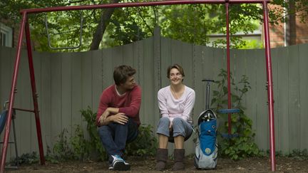 Ansel Elgort et  Shailene Woodley dans "Nos étoiles contraires", le roman de John Green adapté au cinéma 
 (Warner Bros)