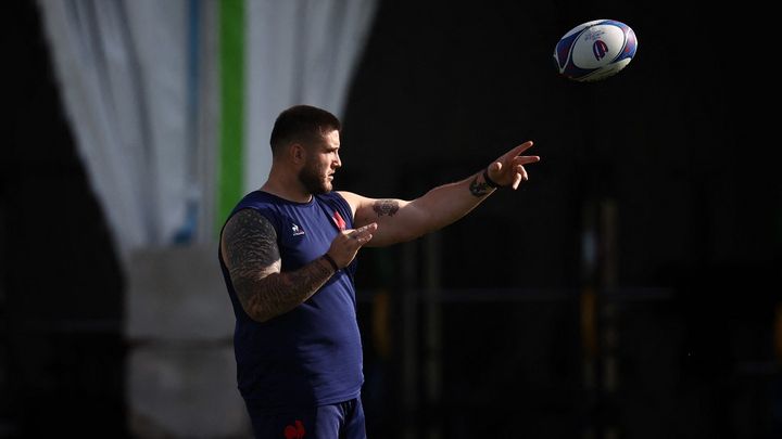 Le pilier Cyril Baille lors d'un entraînement du XV de France à Aix-en-Provence, le 18 septembre 2023. (ANNE-CHRISTINE POUJOULAT / AFP)