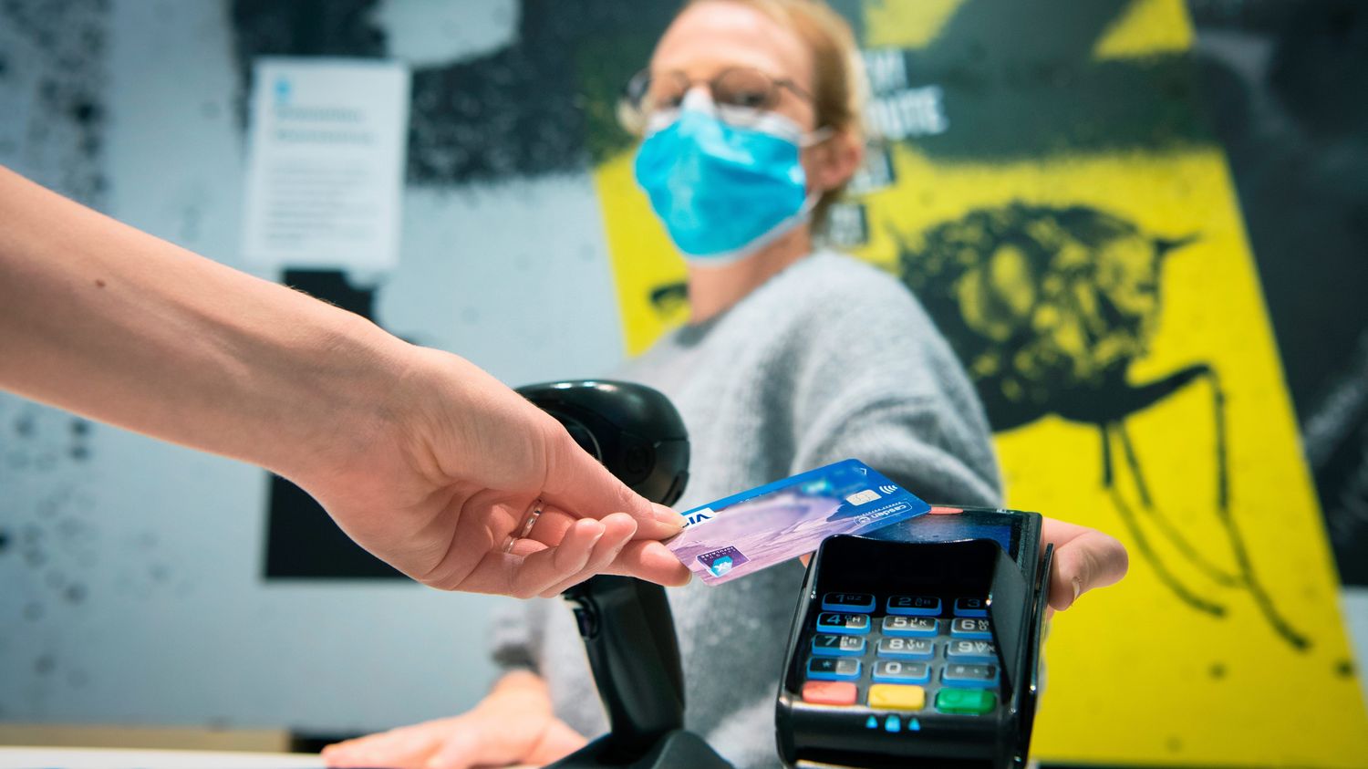 Nouveau Monde. Une Carte Bancaire Biométrique Pour Concurrencer Le ...