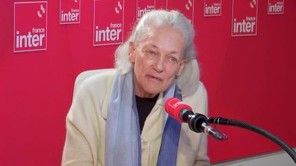 La philosophe Elisabeth Badinter était l'invitée de la matinale de France Inter, ce mercredi 28 septembre. (FRANCEINFO / RADIOFRANCE)