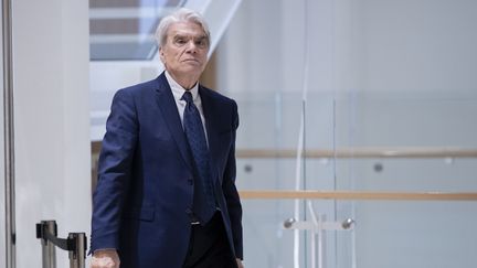 Bernard Tapie au Palais de justice de Paris, le 21 mars 2019, lors de son procès. (KENZO TRIBOUILLARD / AFP)