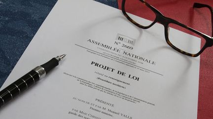 &nbsp; (Le projet de loi sur le renseignement à sa présentation à l'Assemblée nationale © Maxppp)