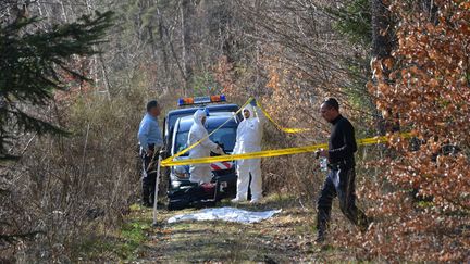 Une jeune fille de 18 ans a &eacute;t&eacute; retrouv&eacute;e morte &agrave; proximit&eacute; d'une rivi&egrave;re, pr&egrave;s d'Yssingeaux (Haute-Loire), le 27 mars 2012.&nbsp; (EMILIE MONNEREAU / MAXPPP)