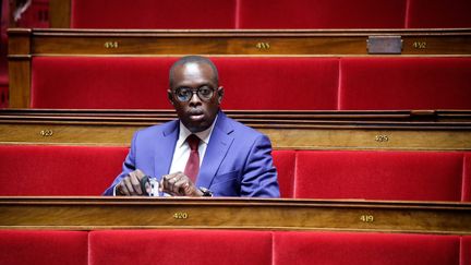 Le député LREM&nbsp;Jean-François Mbaye à l'Assemblée nationale, le 11 juillet 2017. (THOMAS PADILLA / MAXPPP)