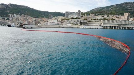 L'entrée du port Hercule, à Monaco, est protégée par un barrage filtrant. (MICHAEL ALESI / DIRECTION DE LA COMMUNICATION DE MONACO)