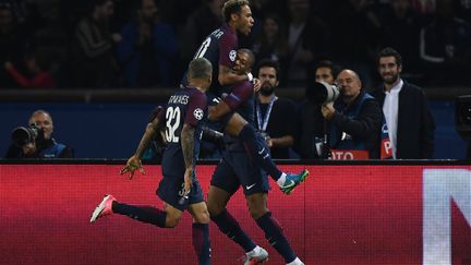 Dans son Parc des Princes, le PSG a balayé un Bayern Municjh impuissant (3-0). (FRANCK FIFE / AFP)