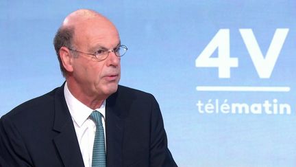 Budget 2025 : "On ne va pas augmenter les impôts des ménages", confirme Eric Lombard, ministre de l'Économie