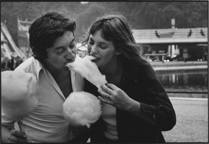 Serge Gainsbourg et Jane Birkin. "Foire du Trône, Barbe à papa". 1970. (TONY FRANK, COURTESY GALERIE DE L'INSTANT, PARIS)