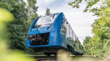 Les trains régionaux qui fonctionnent au diesel vont passer à l'électricité. (ALSTOM)