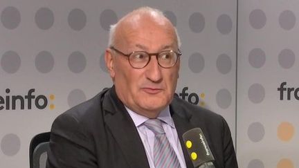 Philippe Etienne, ancien ambassadeur de France aux États-Unis de 2019 à 2023 et ancien conseiller diplomatique d'Emmanuel Macron, lundi 4 novembre 2024 dans franceinfo soir. (FRANCEINFO / RADIO FRANCE)