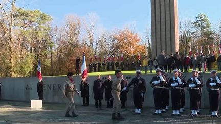 Anniversaire de la mort de Charles de Gaulle : le défilé des candidats à la présidentielle