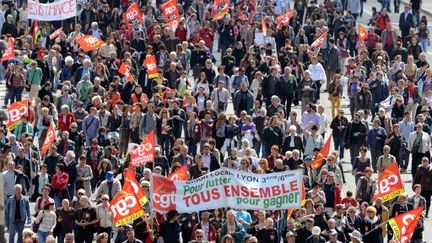 Des manifestants &agrave; Lyon, le 1er Mai 2012. (PHILIPPE DESMAZES / AFP)