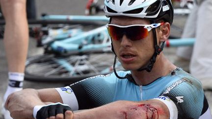 L'Allemand Tony Martin après une chute lors de la 1ère étape du Tour de France 2013