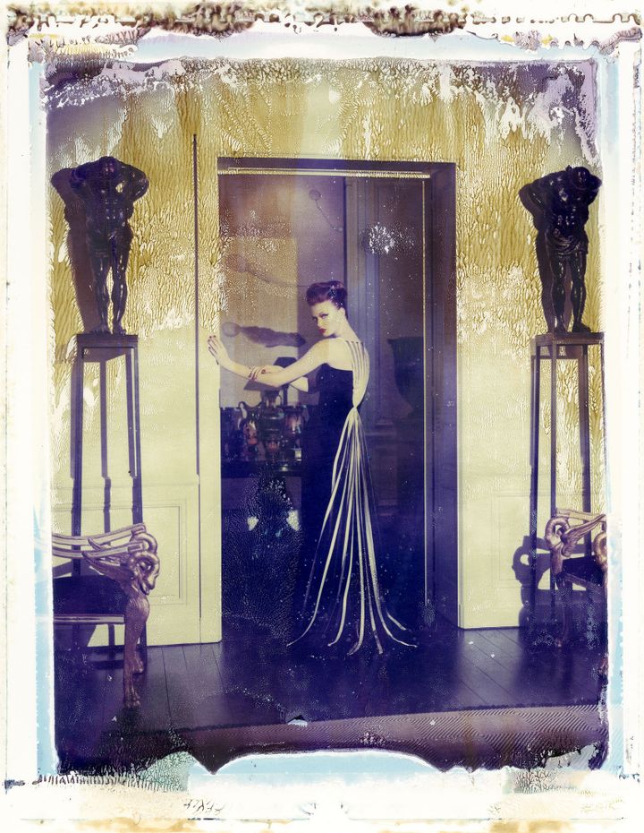 "L'armore, 1", Valentino haute couture 1992 au château de Wideville
 (Cathleen Naundorf)