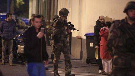 Attentats à Paris : les candidatures dans l'armée explosent