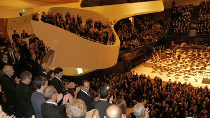 François Hollande ovationné lors de l'inauguration de la Philharmonie, le 14 janvier 2015.
 (Charles Platiau/AP/SIPA)