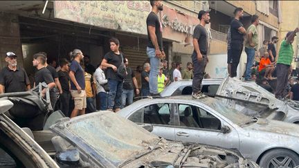 Une nouvelle frappe israélienne a été revendiquée dans la banlieue sud de Beyrouth. Elle a fait 12 morts et 59 blessés. Parmi les personnes décédées, le chef de l’unité d’élite du Hezbollah. Il était recherché depuis des années par les États-Unis notamment. (Franceinfo)