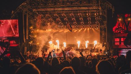 Le groupe de heavy metal suédois Ghost sur la grande scène du festival Hellfest, en 2022. (ARNAUD LE VU / HANS LUCAS)