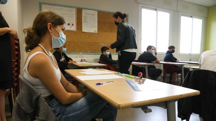 Des&nbsp;élèves du collège de Neuville-du-Pitou (Vienne) passent le brevet des collèges, le 28 juin 2021.&nbsp; (MAXPPP)