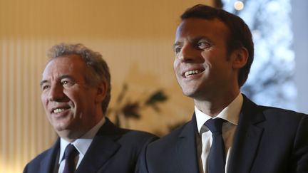 François Bayrou et Emmanuel Macron se sont rencontrés, le 23 février 2017, à Paris. (JACQUES DEMARTHON / AFP)