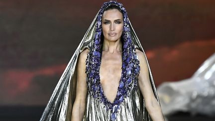 Stéphane Rolland haute couture printemps-été 2023, le 24 janvier 2023 à Paris (STEPHANE DE SAKUTIN / AFP)