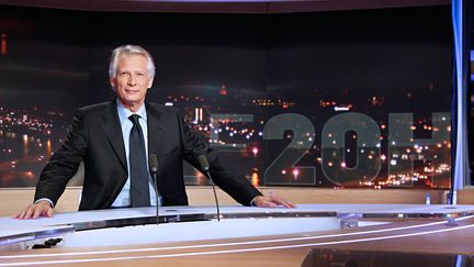 Dominique de Villepin sur le plateau du 20 heures de TF1 dimanche 11 d&eacute;cembre 2011. (THOMAS SAMSON / AFP)