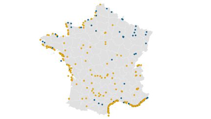 Carte des plages et des ports de plaisance français labellisés Pavillon bleu (FRANCEINFO / BRICE LE BORGNE)