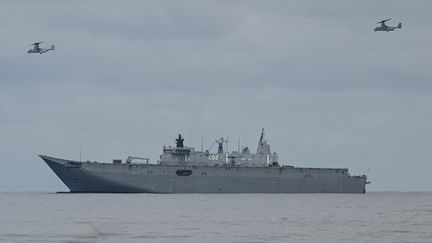 An American aircraft carrier off the coast of the Philippines, August 25, 2023. (TED ALJIBE / AFP)