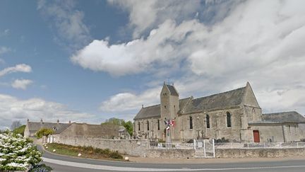 L'&eacute;glise Saint-Martin et le cimeti&egrave;re de Tracy-sur-Mer (Calvados). (GOOGLE STREET VIEW / FRANCETV INFO)