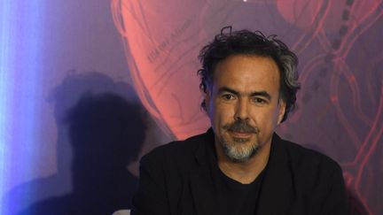 Alejandro González Iñárritu à une conférence de presse dans une université de Mexico pour parler de "Carne y Arena" (12 septembre 2017)
 (Alfred Estrella / AFP)