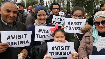 Manifestation mardi 24 mars 2015 devant le musée du Bardo à Tunis
 (EPA/MAXPPP)