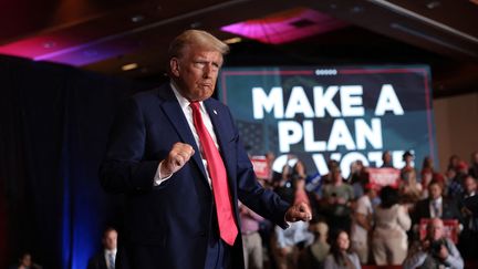 Le candidat républicain Donald Trump lors d'un meeting à Concord, Caroline du Nord, le 21 octobre 2024. (WIN MCNAMEE / GETTY IMAGES NORTH AMERICA / VIA AFP)