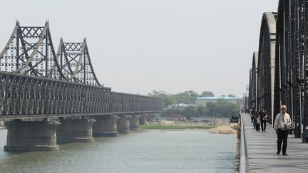 &nbsp; (Pont reliant la Chine et la Corée du Nord © Maxppp)