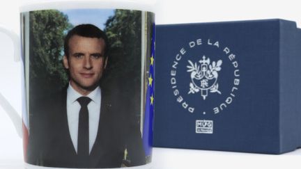 Mug portrait officiel d'Emmanuel Macron, boutique de l'Elysée
 (Capture d&#039;écran (boutique.elysee.fr))