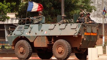 &nbsp; (Des soldats français en patrouille dans Bangui en décembre 2013 © REUTERS)